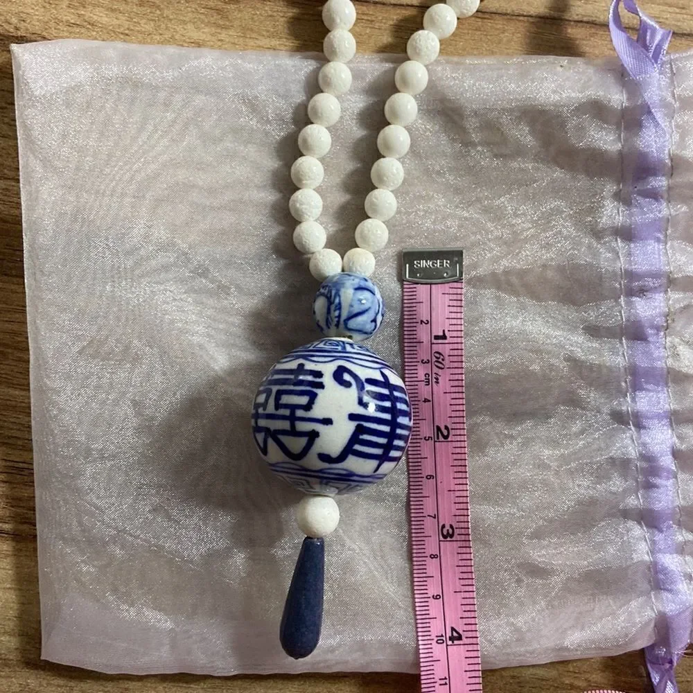 Beaded necklace Japan motive delicate new